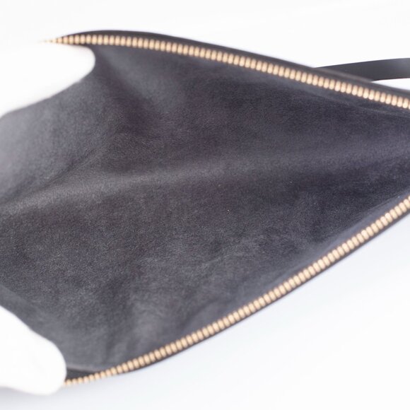 Authentic Louis Vuitton Black Epi Leather Pochette - Picture 7 of 8